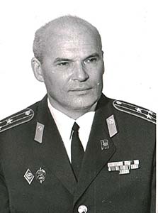 31640