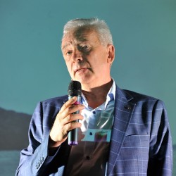90808.jpg