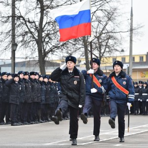 СЛЕДУЯ ЗА МЕЧТОЙ