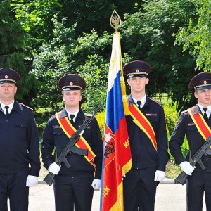 ГОРДОЕ ЗВАНИЕ — ВЫПУСКНИК