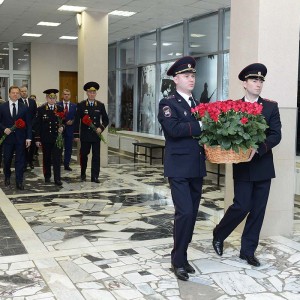 СОЗДАВАЛИ ВСЕМ МИРОМ