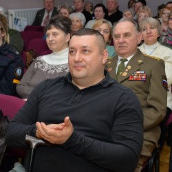 DSC_7800.jpg