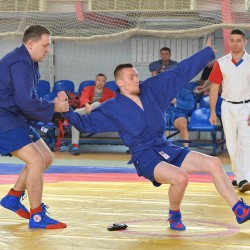 s_0018.jpg